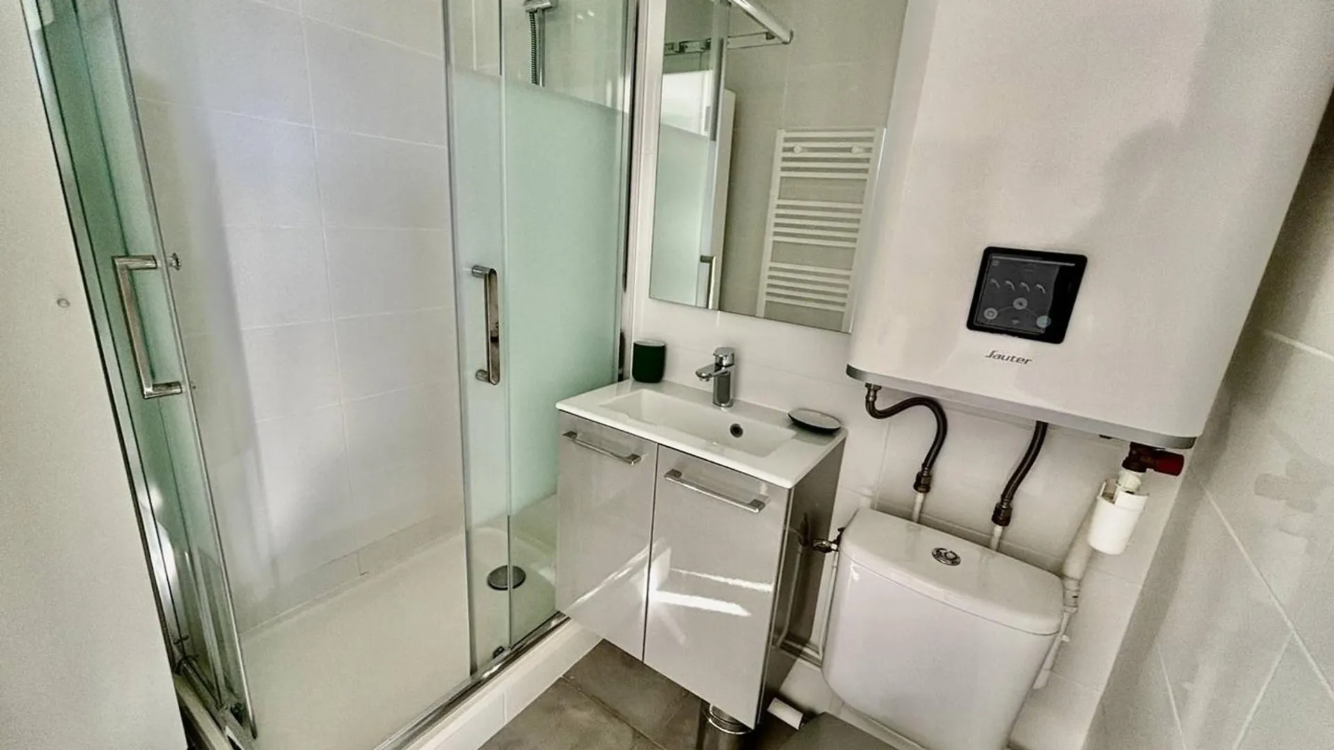 Appartement Lumineux Avec Terrasse Et Parking Proche Plage - Fr-1-816-27 Bormes-les-Mimosas